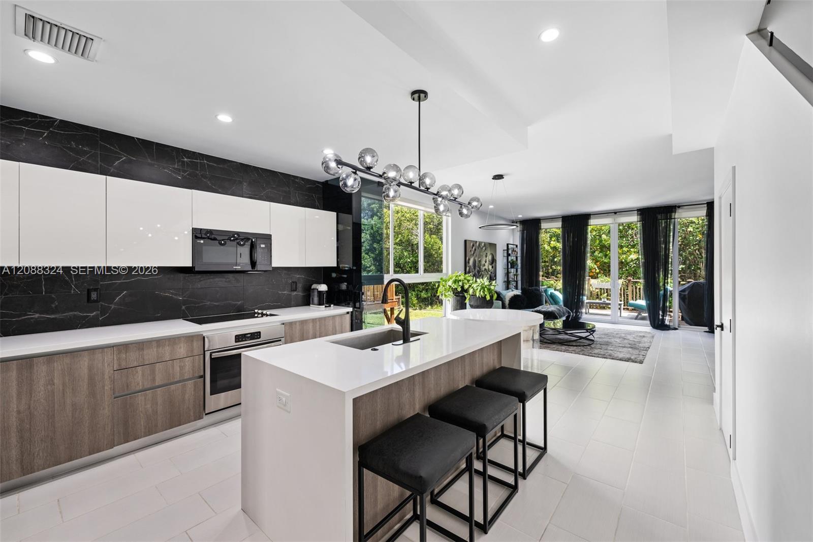 A12088324 Property Photo 8