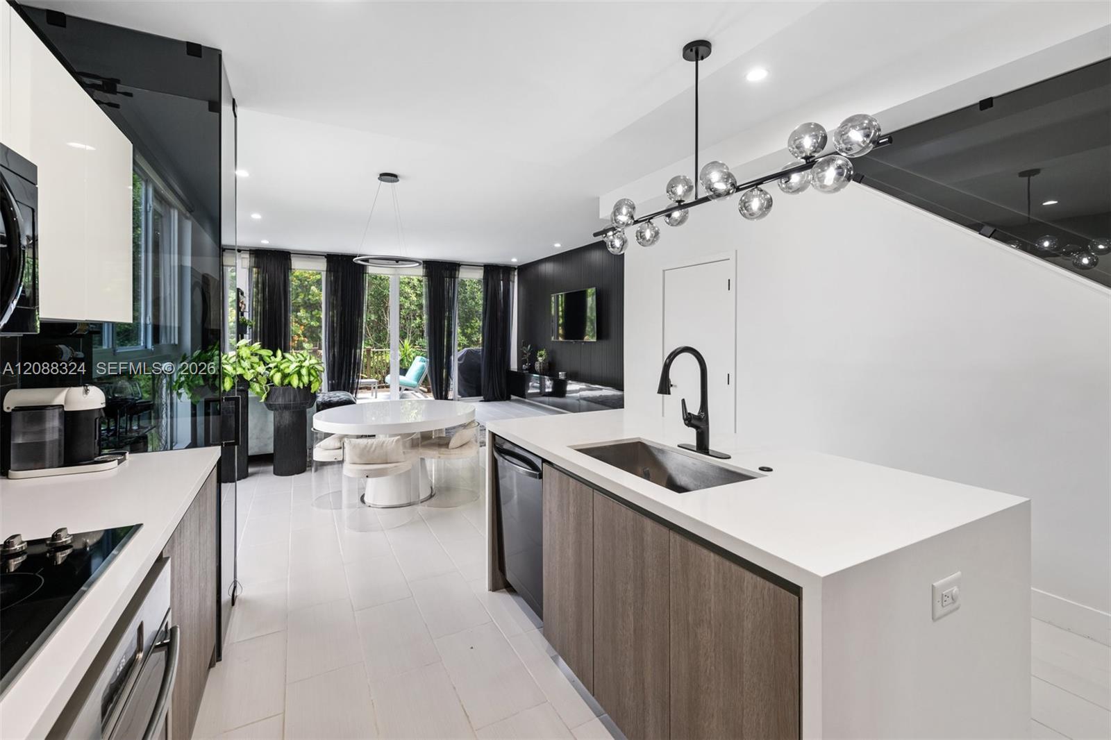 A12088324 Property Photo 12