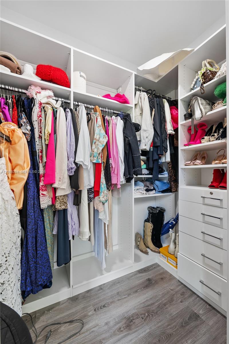A12088324 Property Photo 18