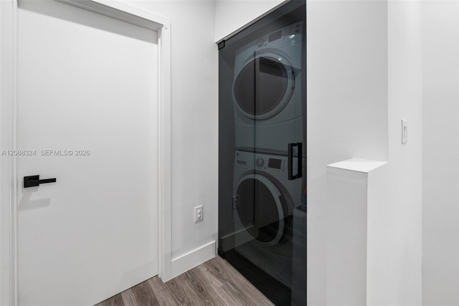 A12088324 Property Photo 20