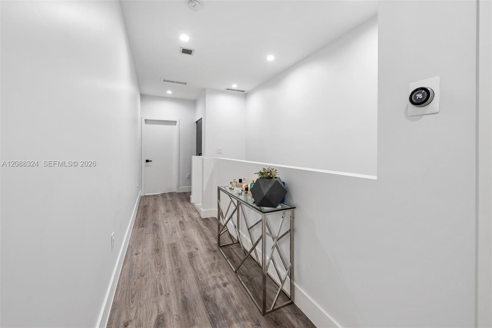 A12088324 Property Photo 29