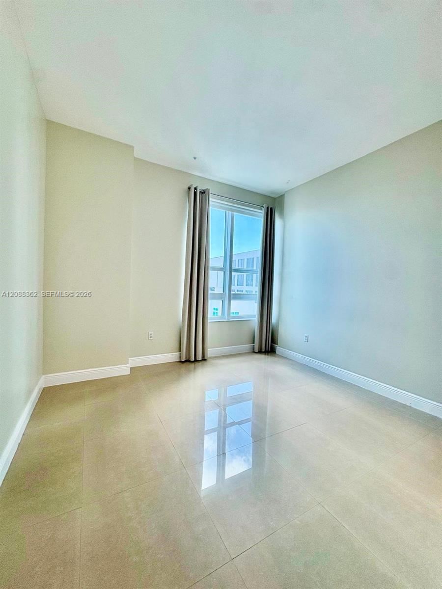 950 Brickell Bay Drive 4505 Property Photo 13