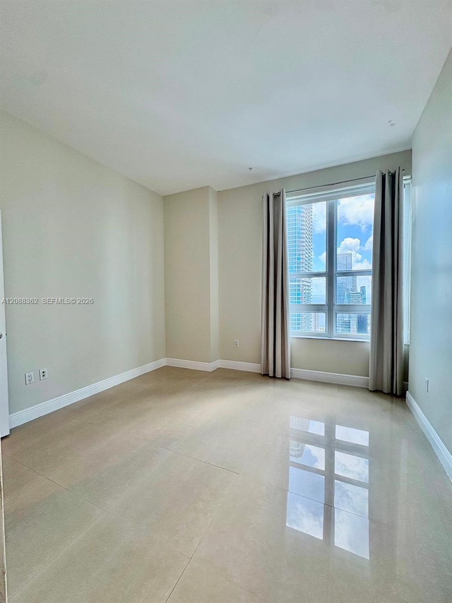 950 Brickell Bay Drive 4505 Property Photo 15