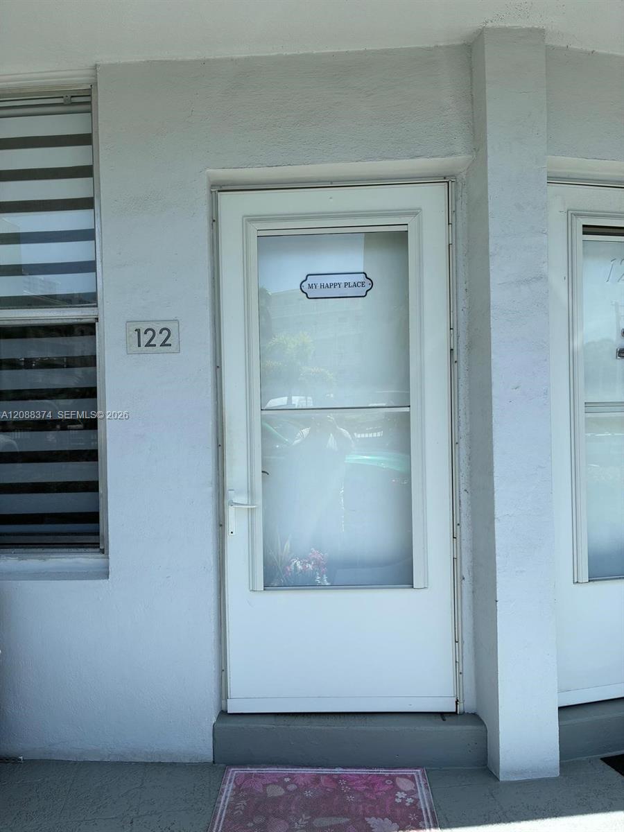 3177 S Ocean Drive 122 Property Photo 1