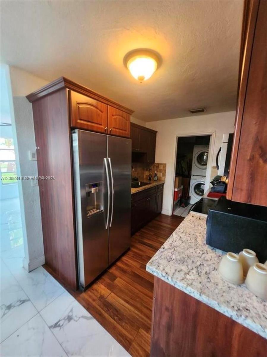 A12088419 Property Photo 3