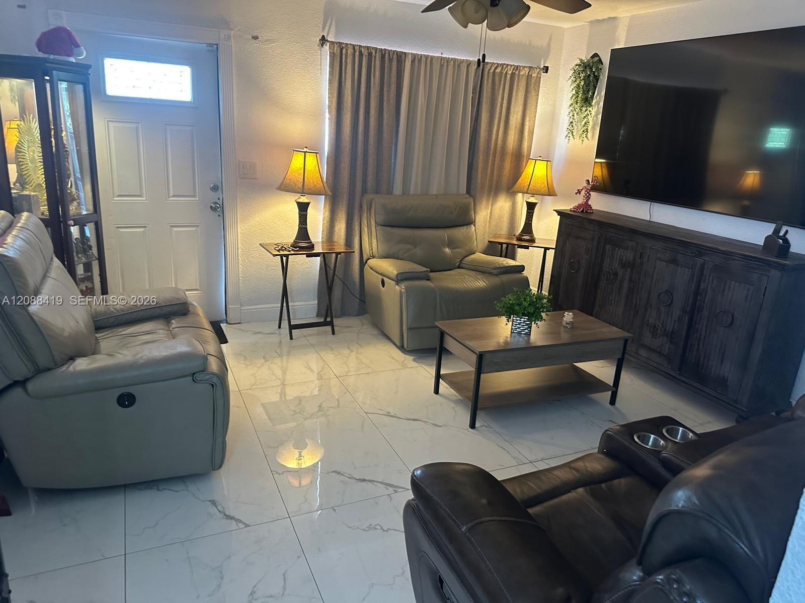 A12088419 Property Photo 5