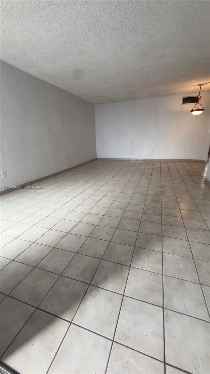 1340 Lincoln Road 604 Property Photo 4