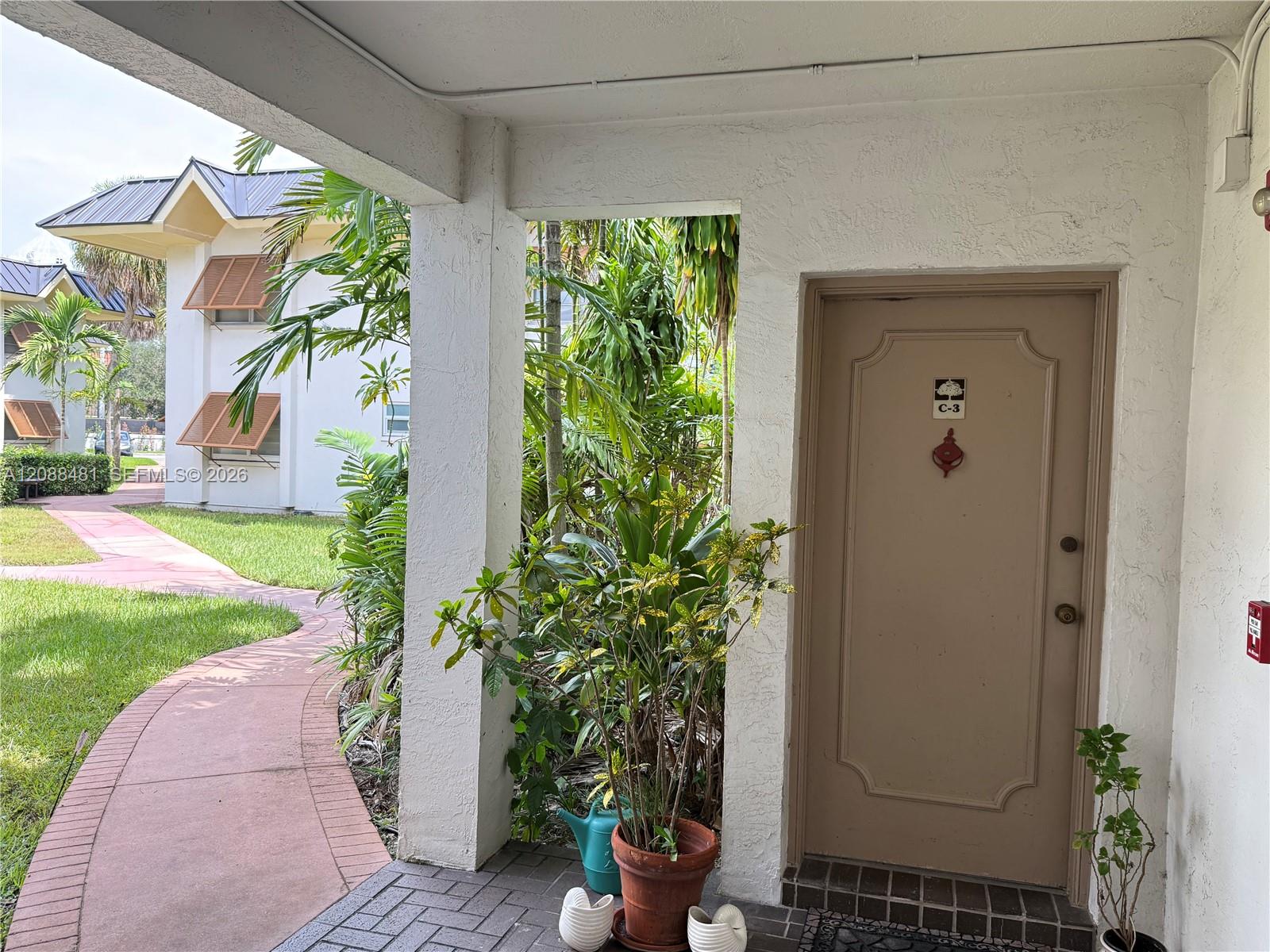 9304 Sw 77th Avenue C3 Property Photo 1