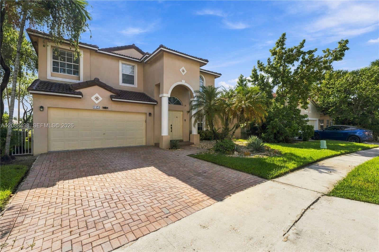 1423 Sw 158th Avenue Property Photo 1