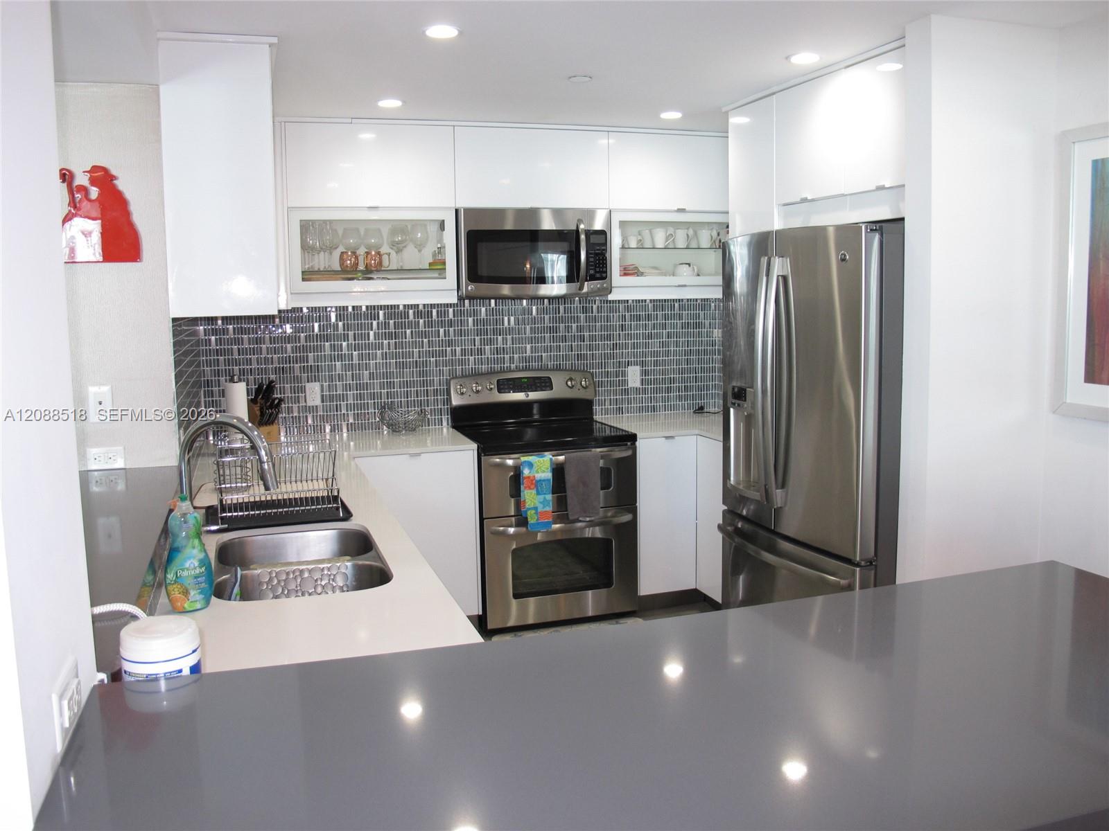 A12088518 Property Photo 6