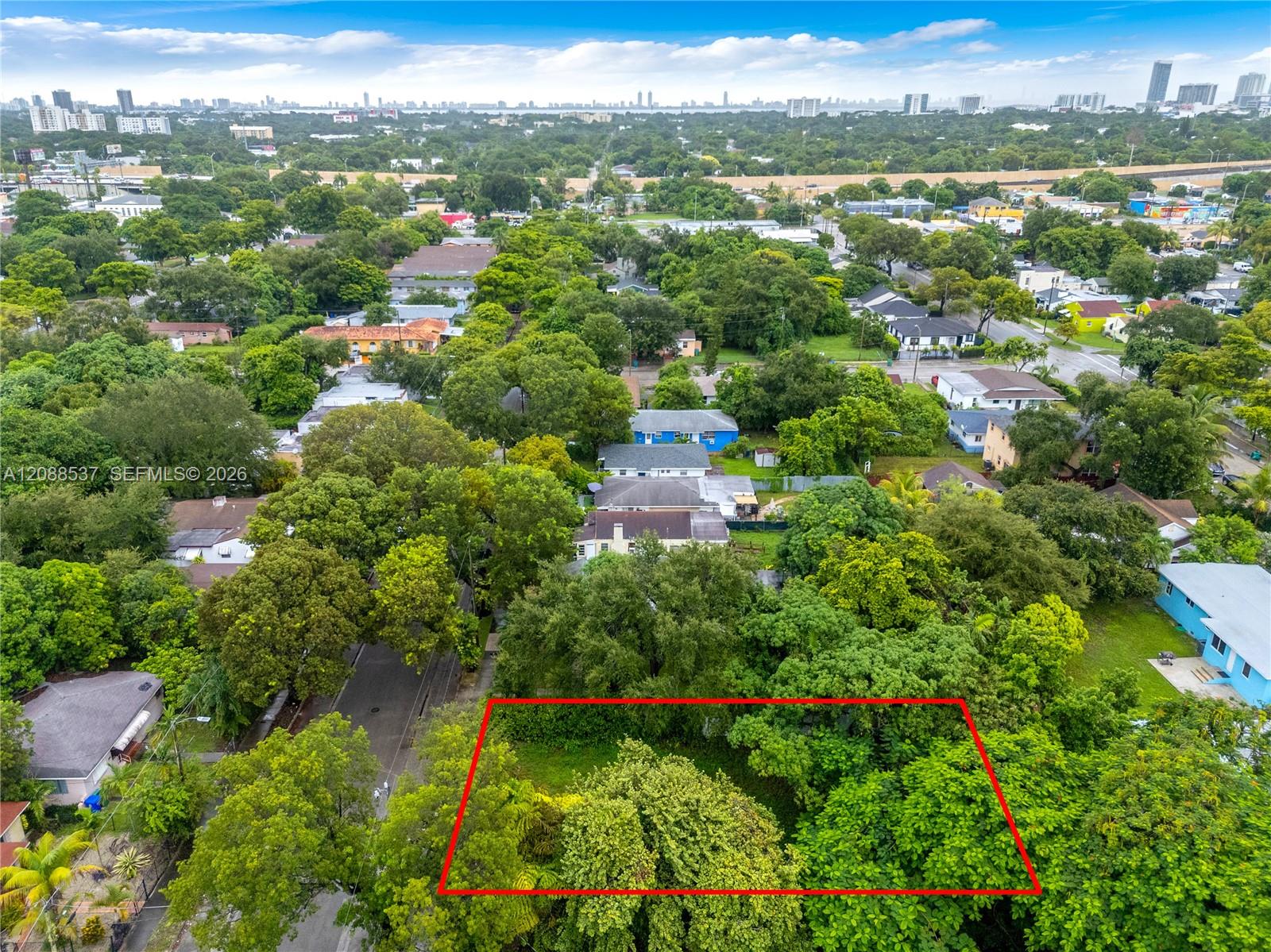 920 Nw 51st Street Property Photo 2