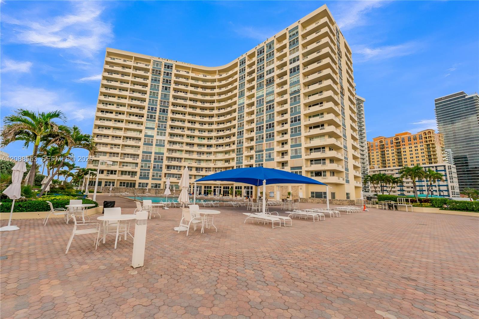 3180 S Ocean Drive 605 Property Photo 2