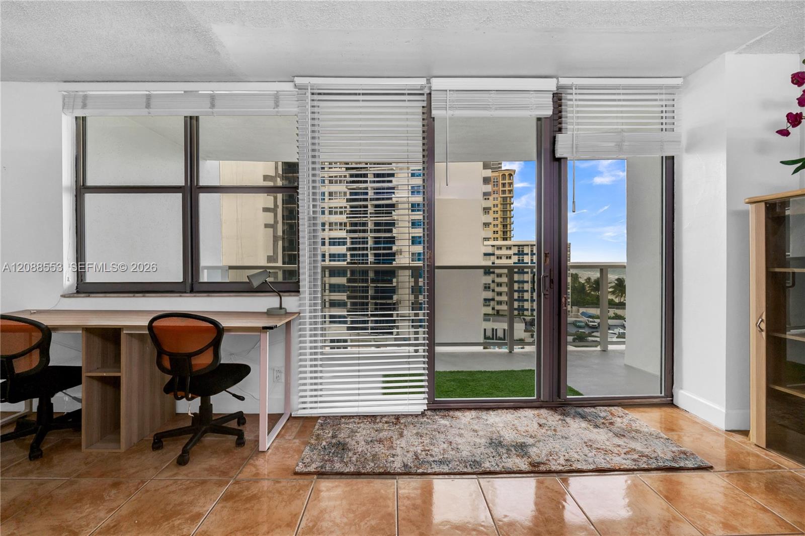 3180 S Ocean Drive 605 Property Photo 5