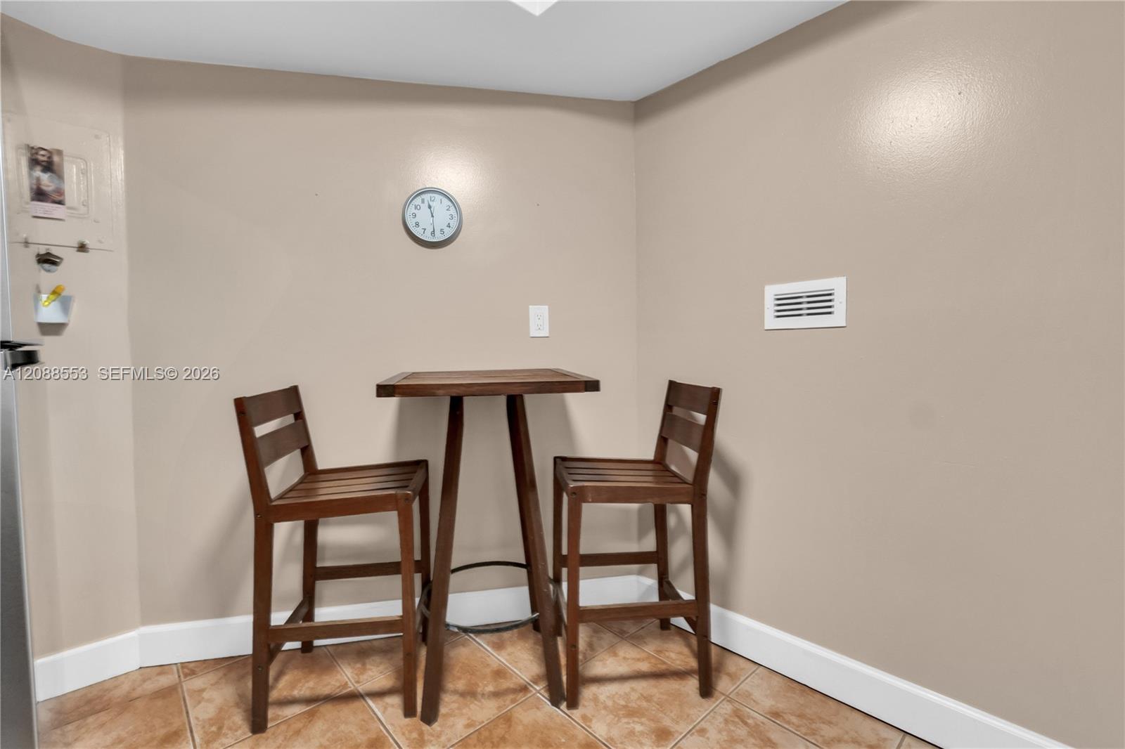 3180 S Ocean Drive 605 Property Photo 9