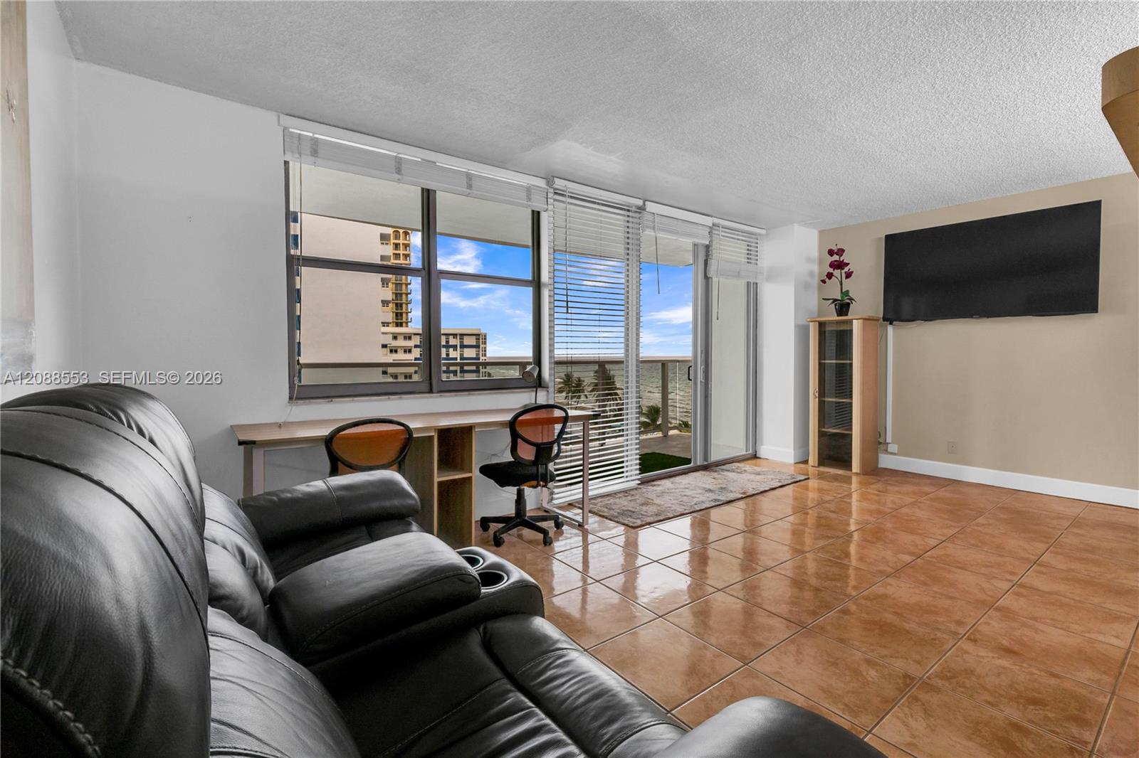 3180 S Ocean Drive 605 Property Photo 19