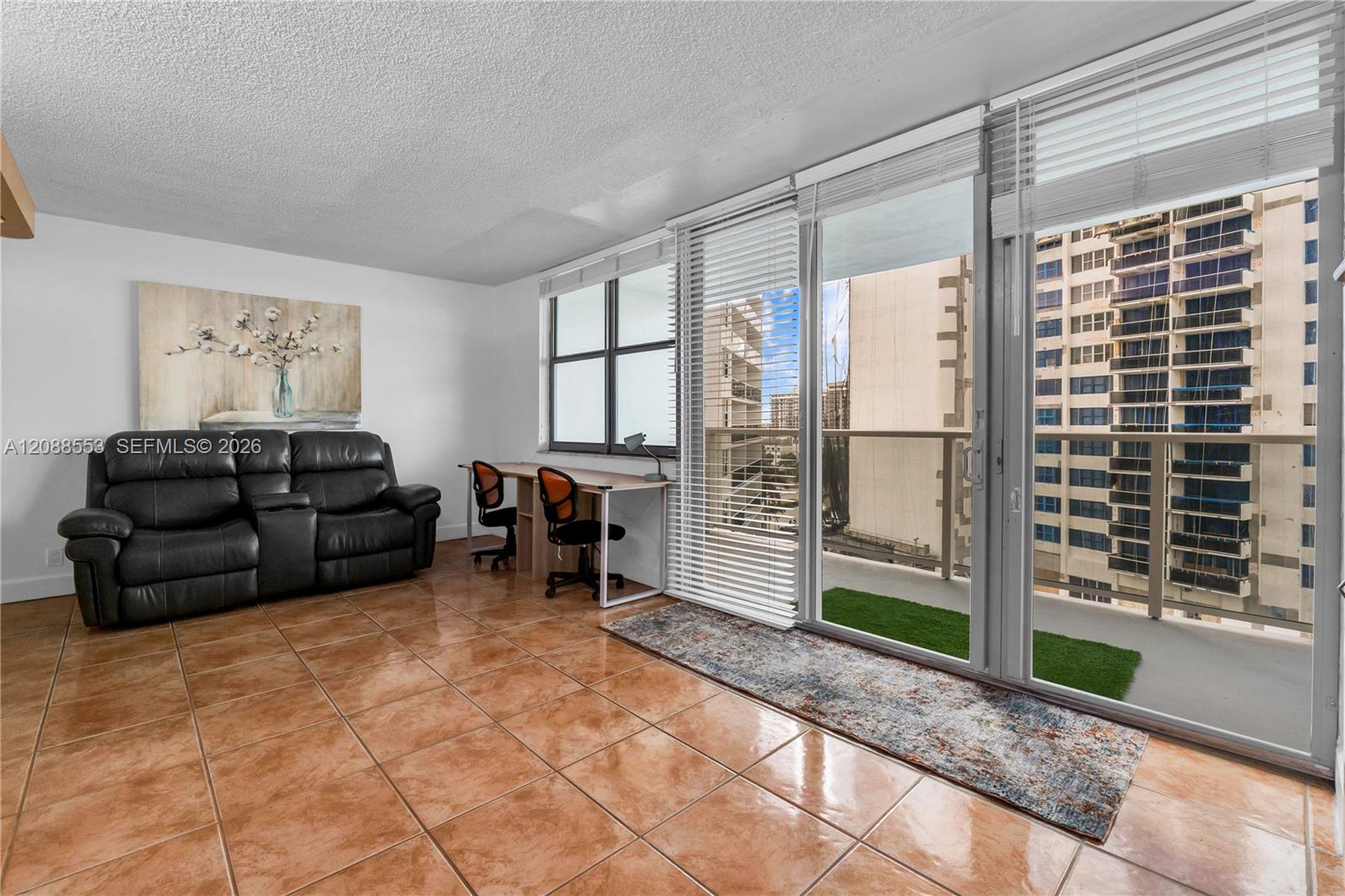 3180 S Ocean Drive 605 Property Photo 21