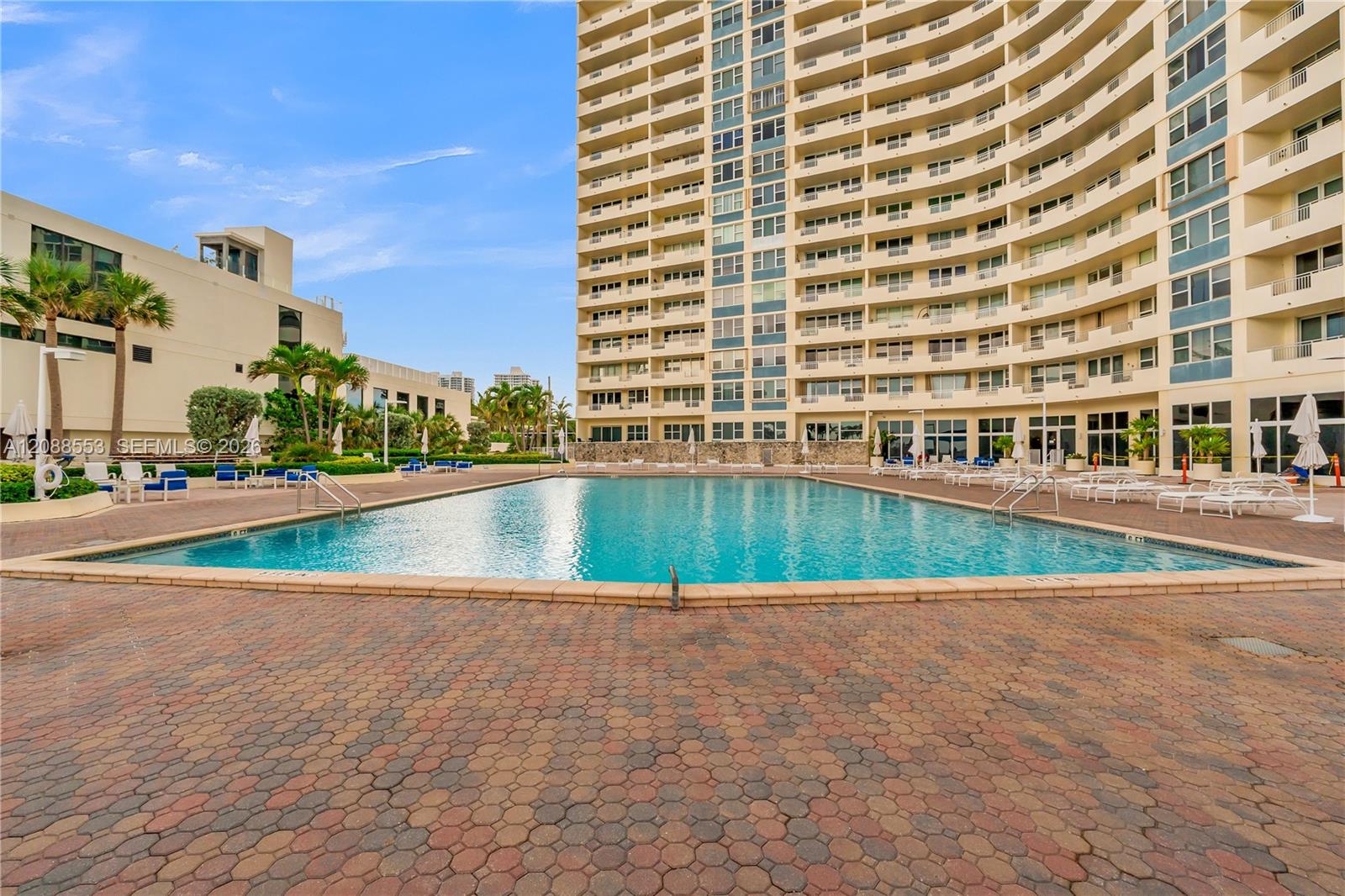 3180 S Ocean Drive 605 Property Photo 36