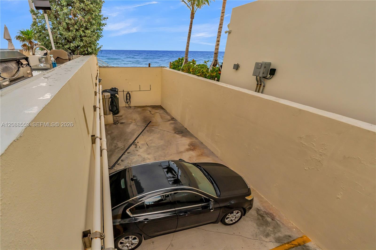 3180 S Ocean Drive 605 Property Photo 38