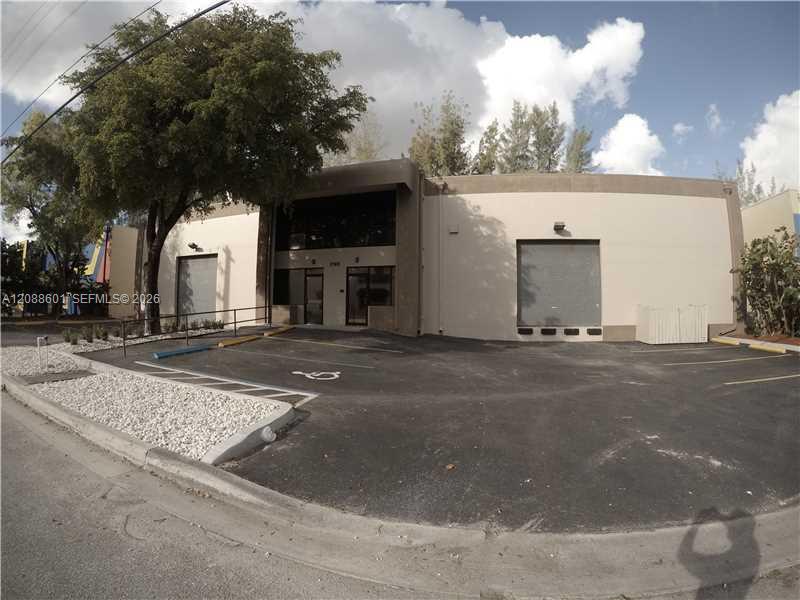 1740 Nw 93 Avenue 1740 Property Photo 8