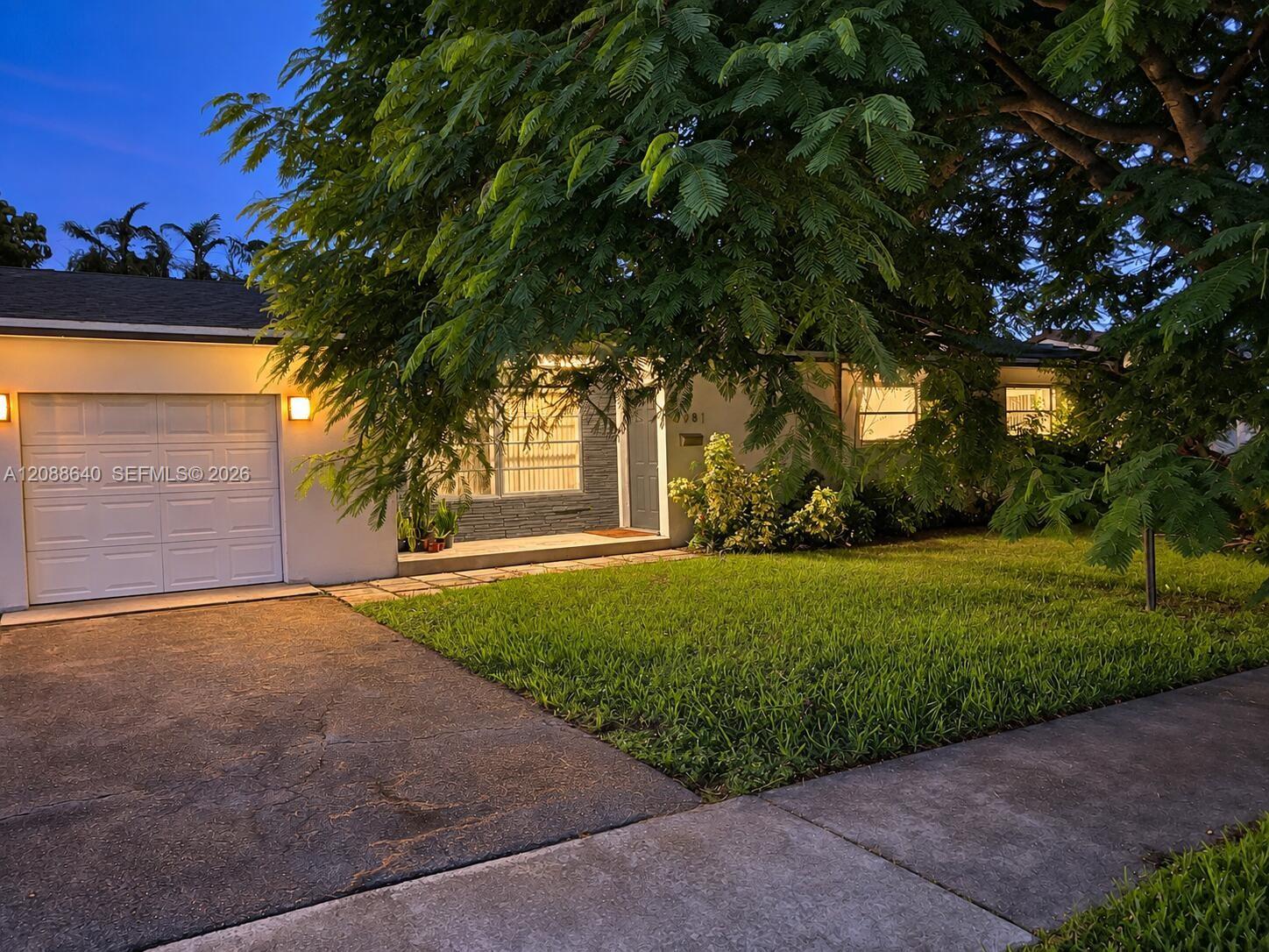 8981 Sw 57th Terrace Property Photo 1