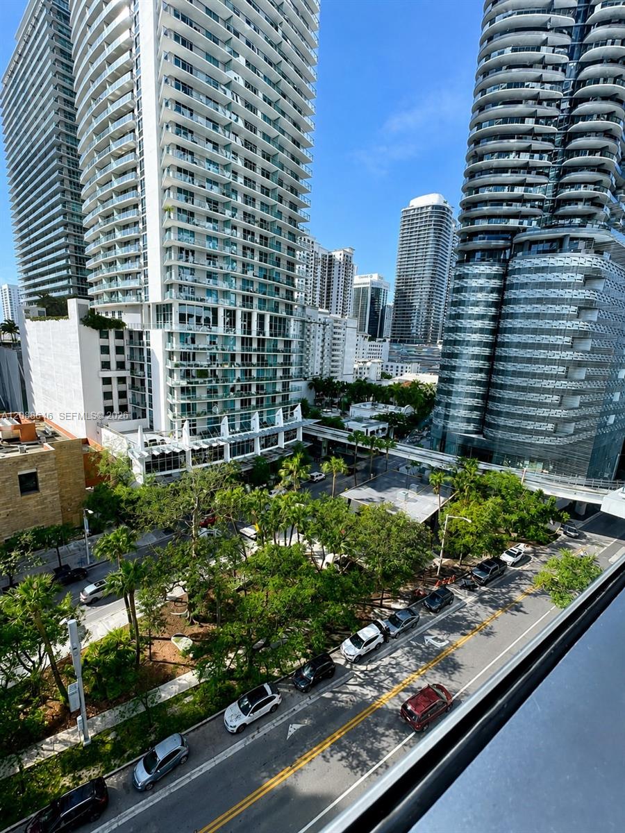 1080 Brickell Avenue 907 Property Photo 11