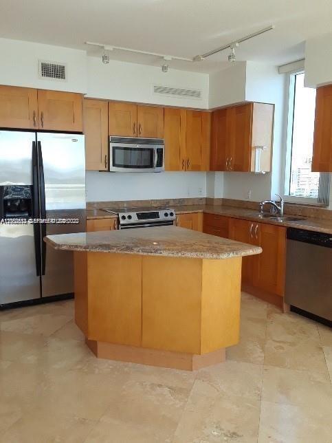 1745 E Hallandale Beach Boulevard 1406w Property Photo 13