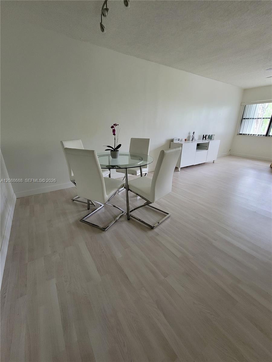 303 Racquet Club Road 311 Property Photo 5