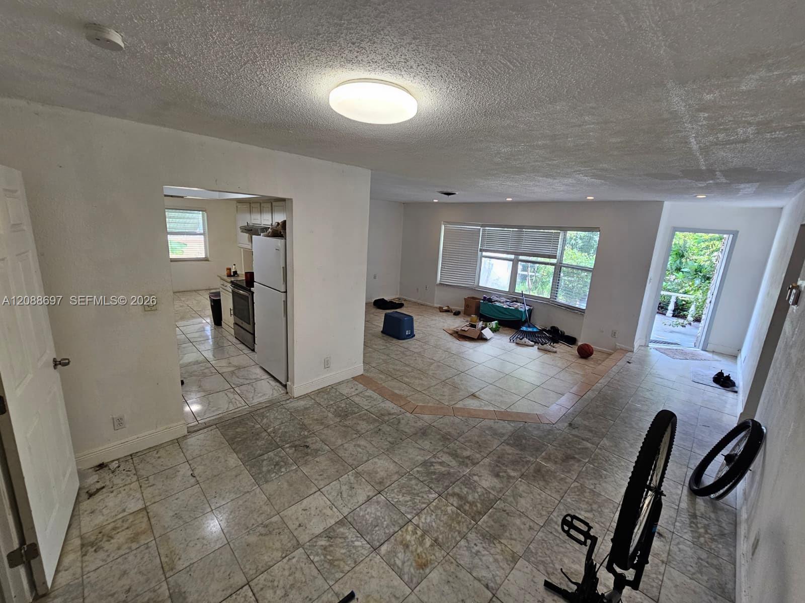830 Sw 50th Avenue Property Photo 9