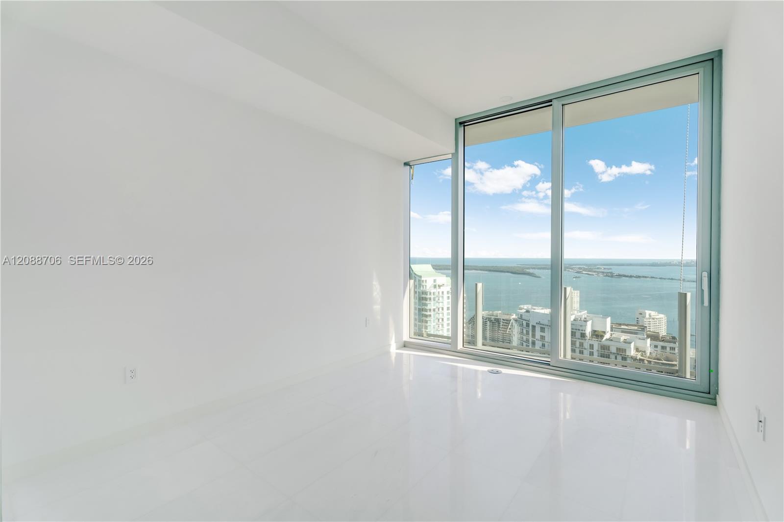 A12088706 Property Photo 24