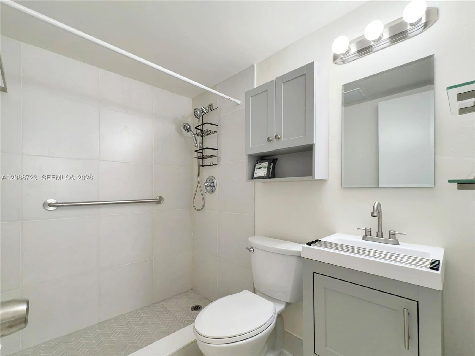 3211 Sw 44th Street 108 Property Photo 8