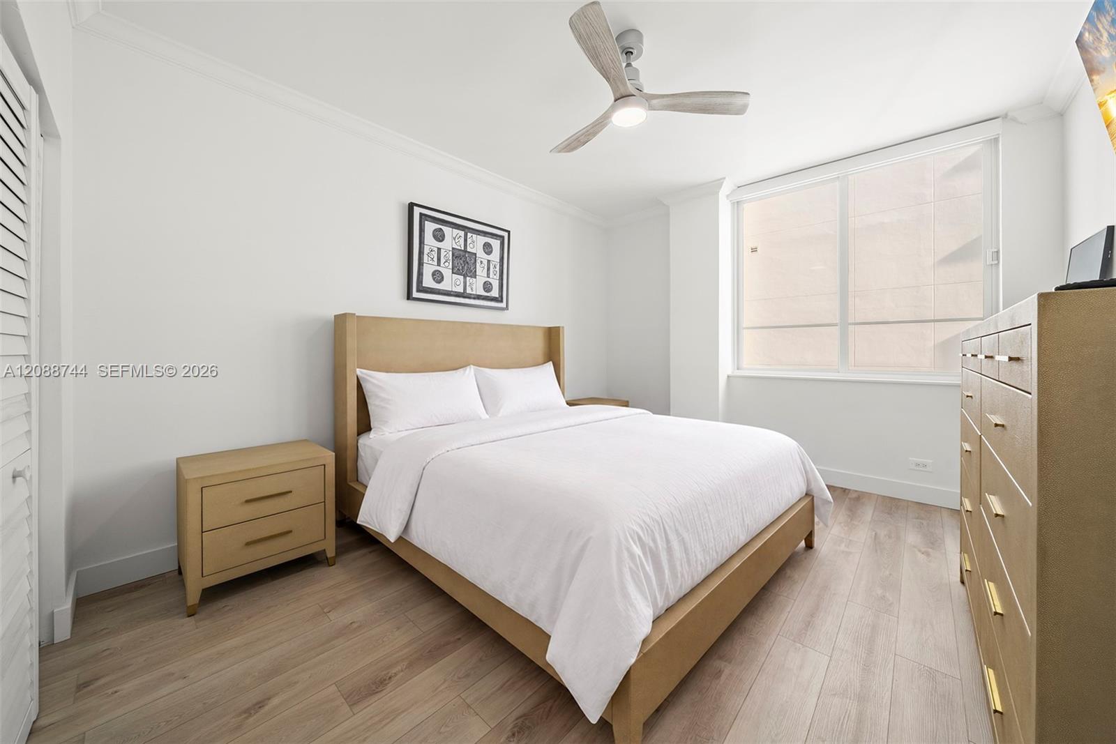 5005 Collins Avenue 1525 Property Photo 7