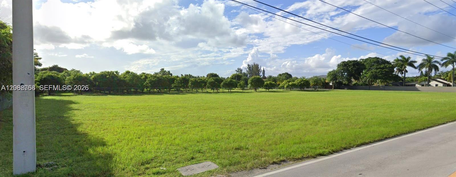 21220 Sw 194 Property Photo 3