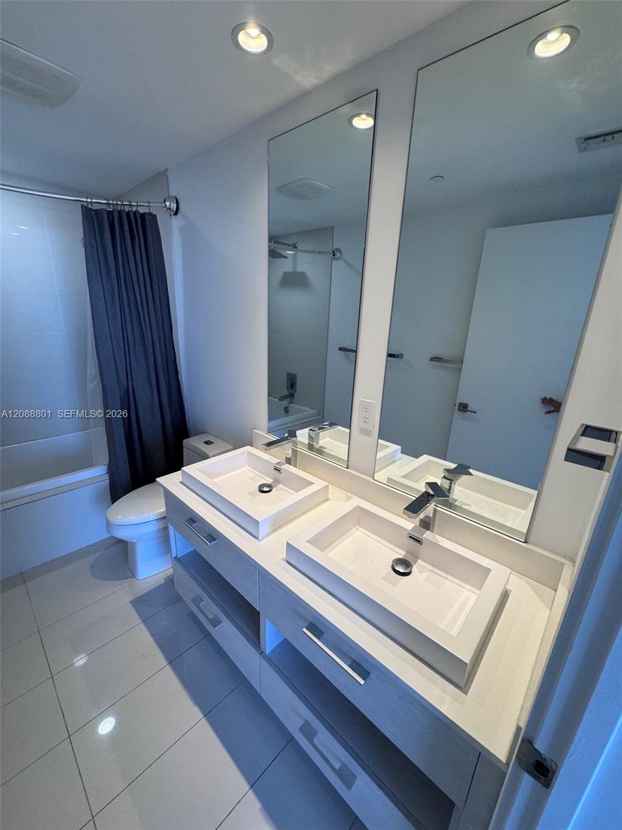 55 Sw 9th Street 2401 Property Photo 15