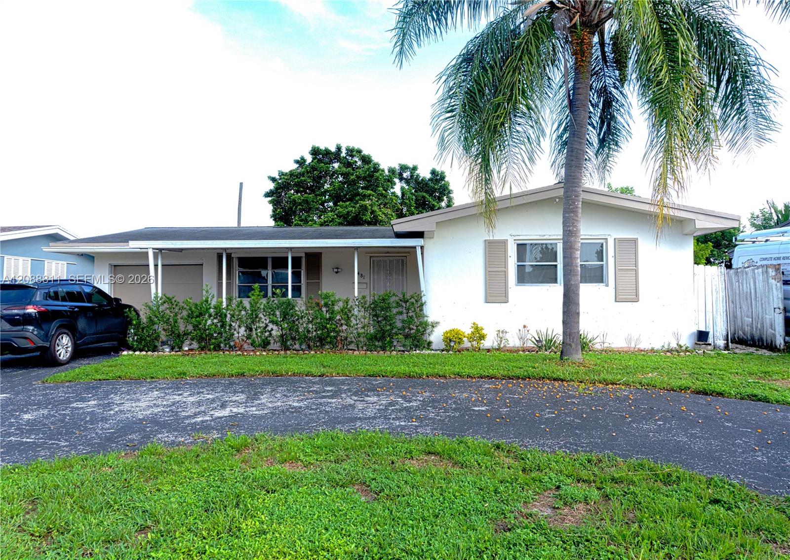 8481 Nw 11th Street Property Photo 1