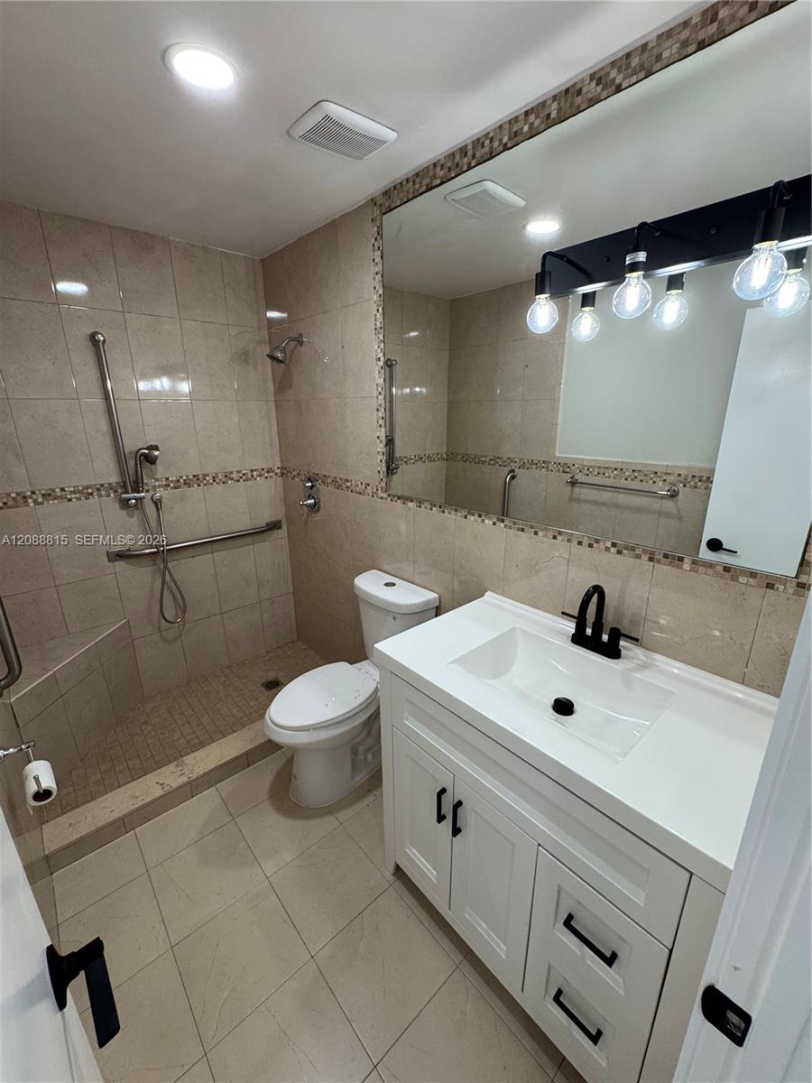 748 Nw 133rd Avenue Property Photo 9