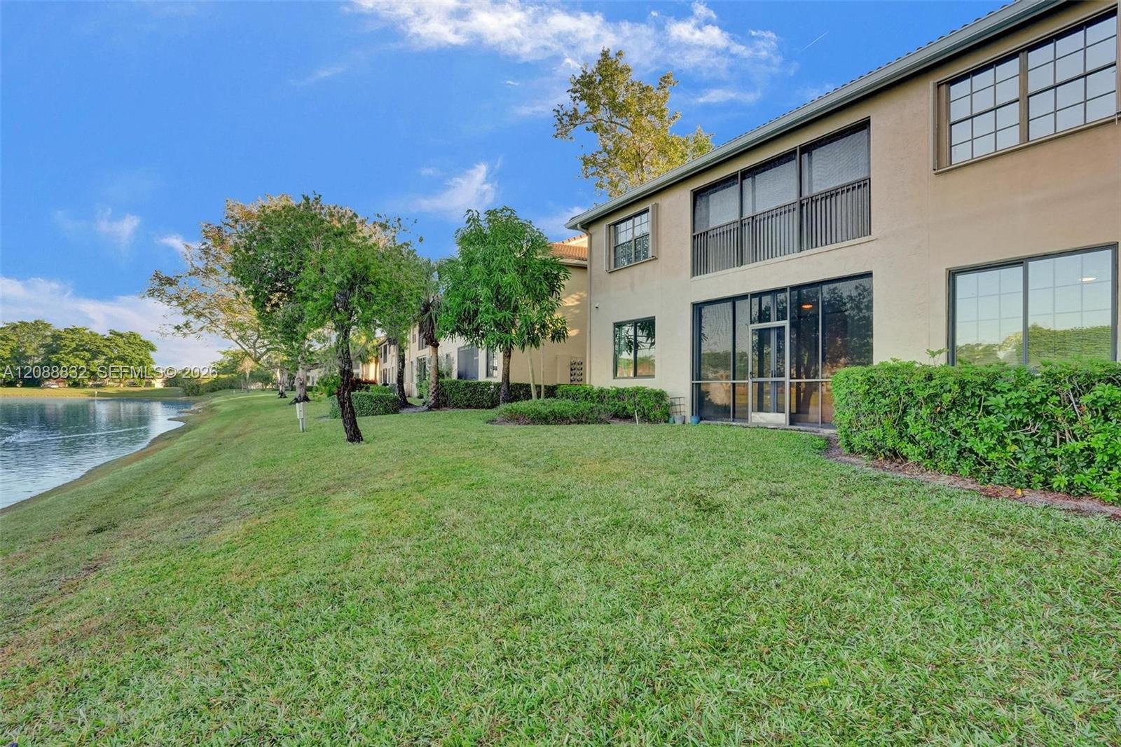 6765 Montego Bay Boulevard E Property Photo 7