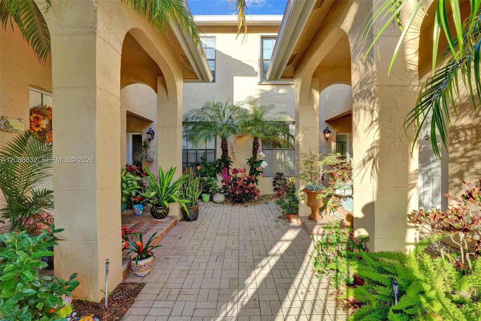 6765 Montego Bay Boulevard E Property Photo 14
