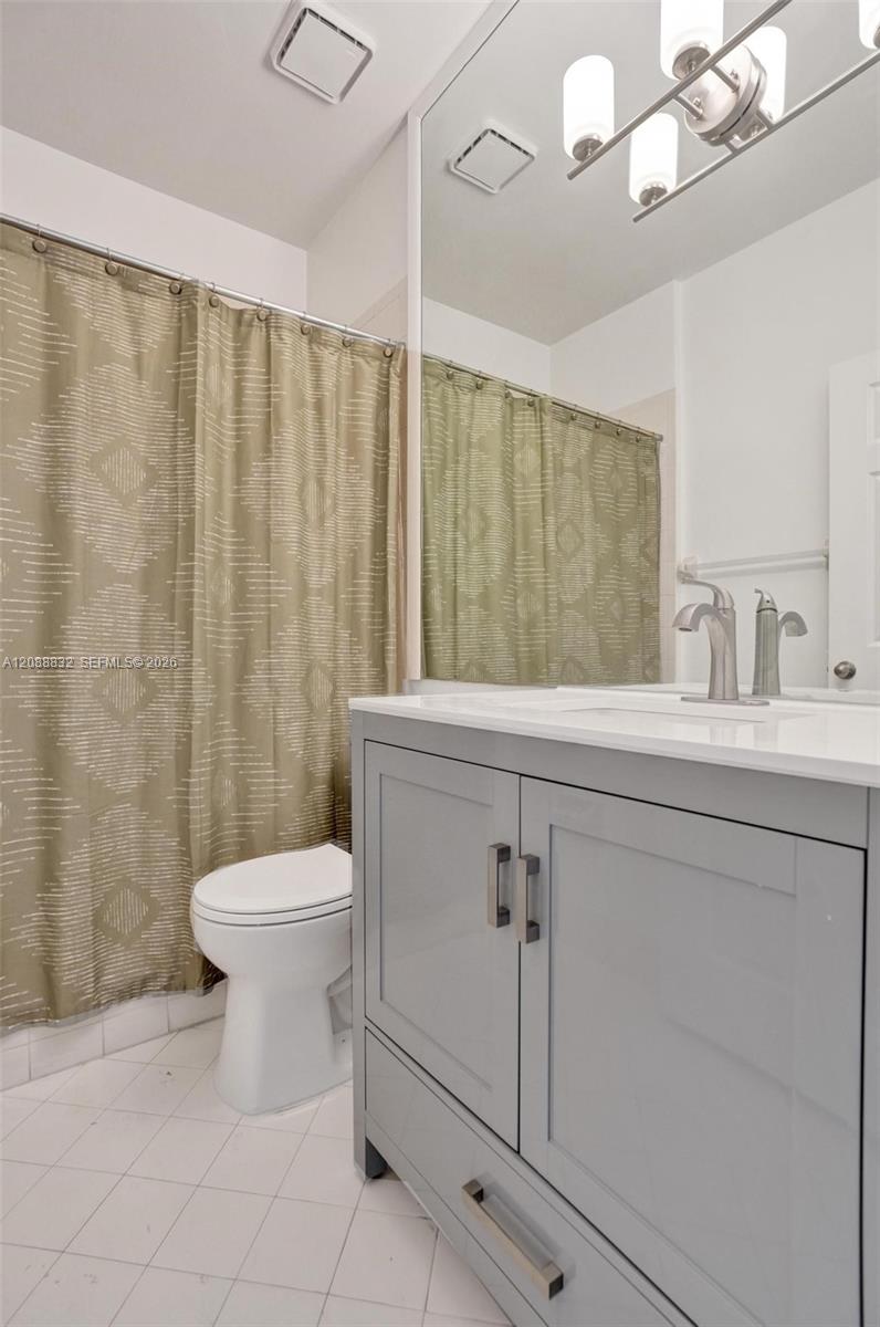 6765 Montego Bay Boulevard E Property Photo 29