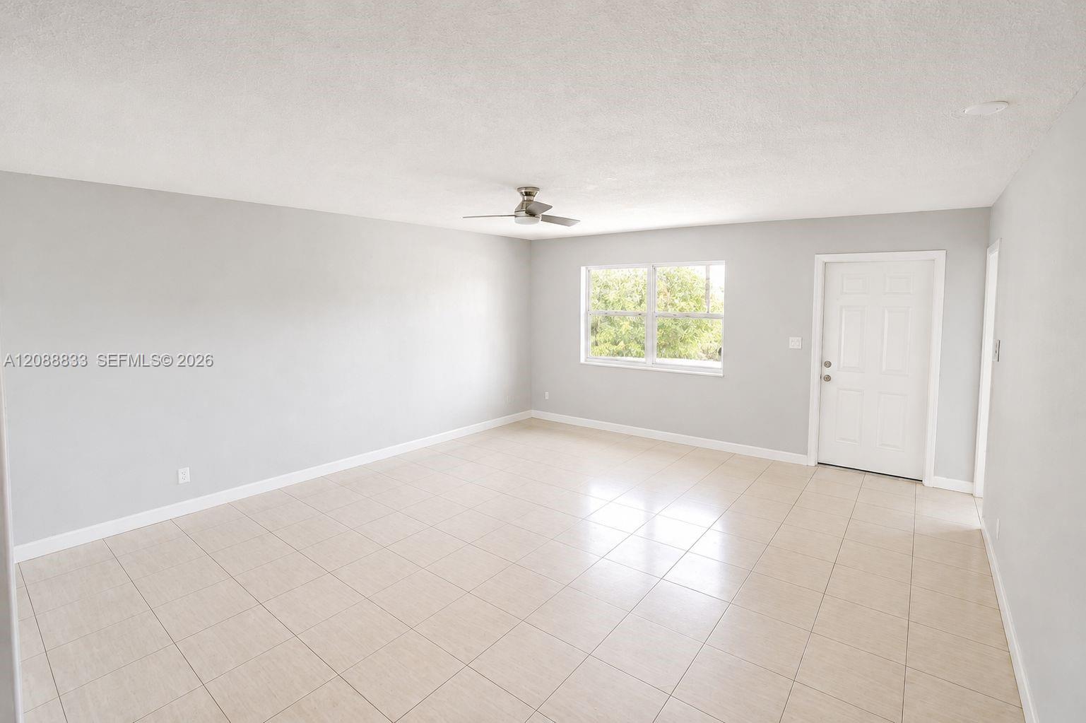 202 Sw 27th Terrace 202 Property Photo 5