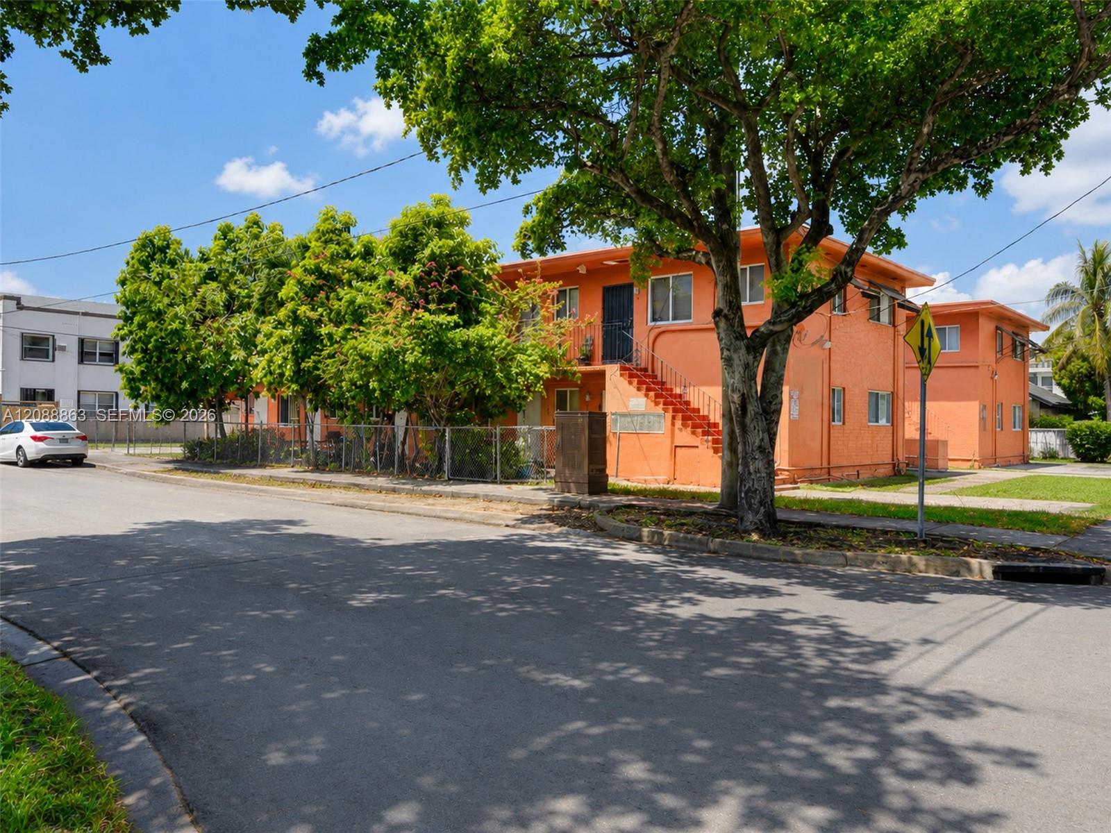 500 Sw 3rd Street Property Photo 2
