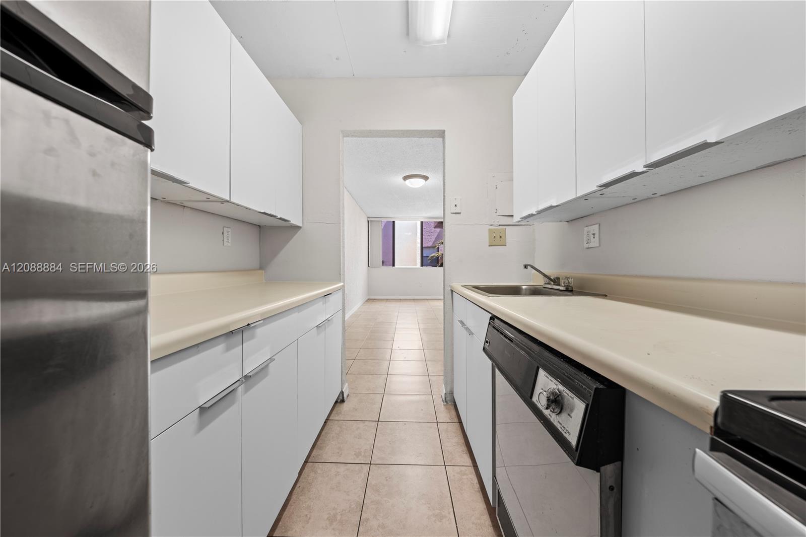 10500 Sw 108th Avenue B211 Property Photo 14