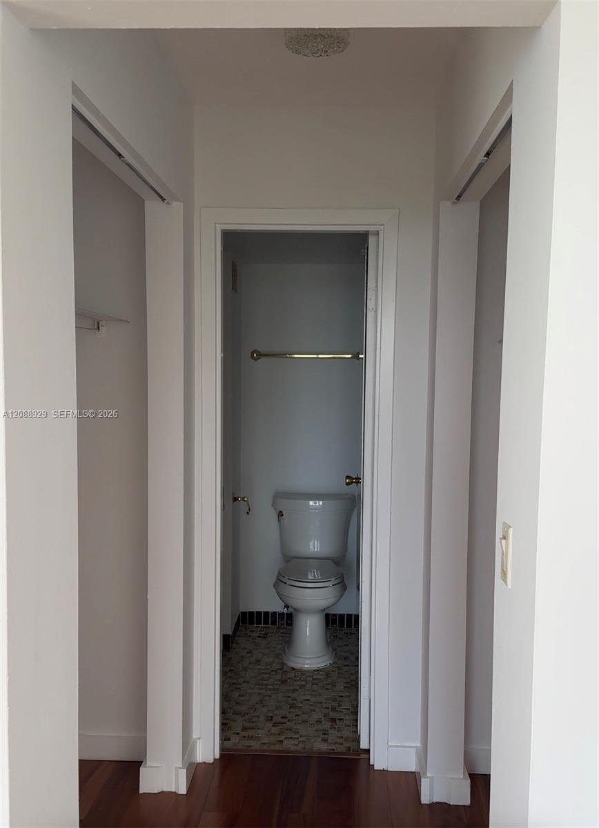 200 Se 15th Road 7d Property Photo 12