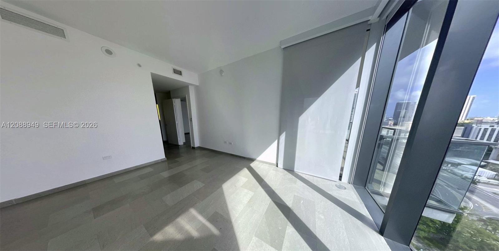 88 Sw 7th Street 1711 Property Photo 14