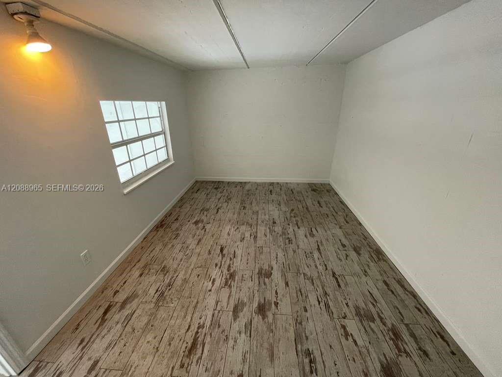 1771 Blount Road 204 Property Photo 2