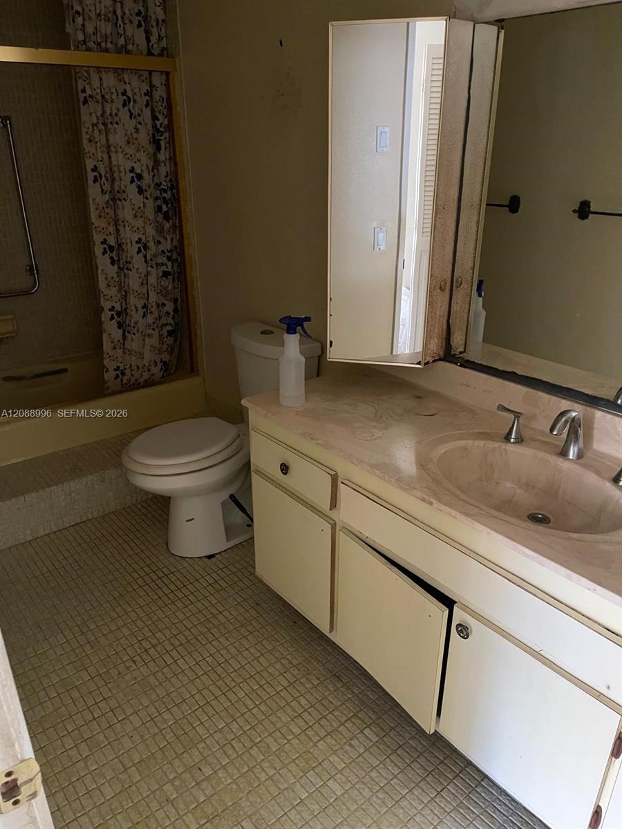 4200 Hillcrest Drive 401 Property Photo 11