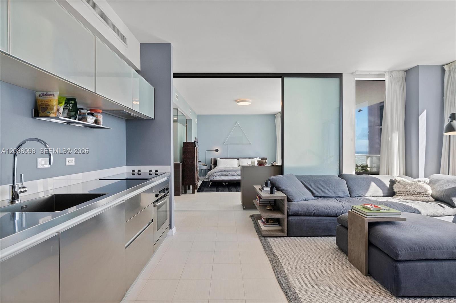 1040 Biscayne Boulevard 3908 Property Photo 8