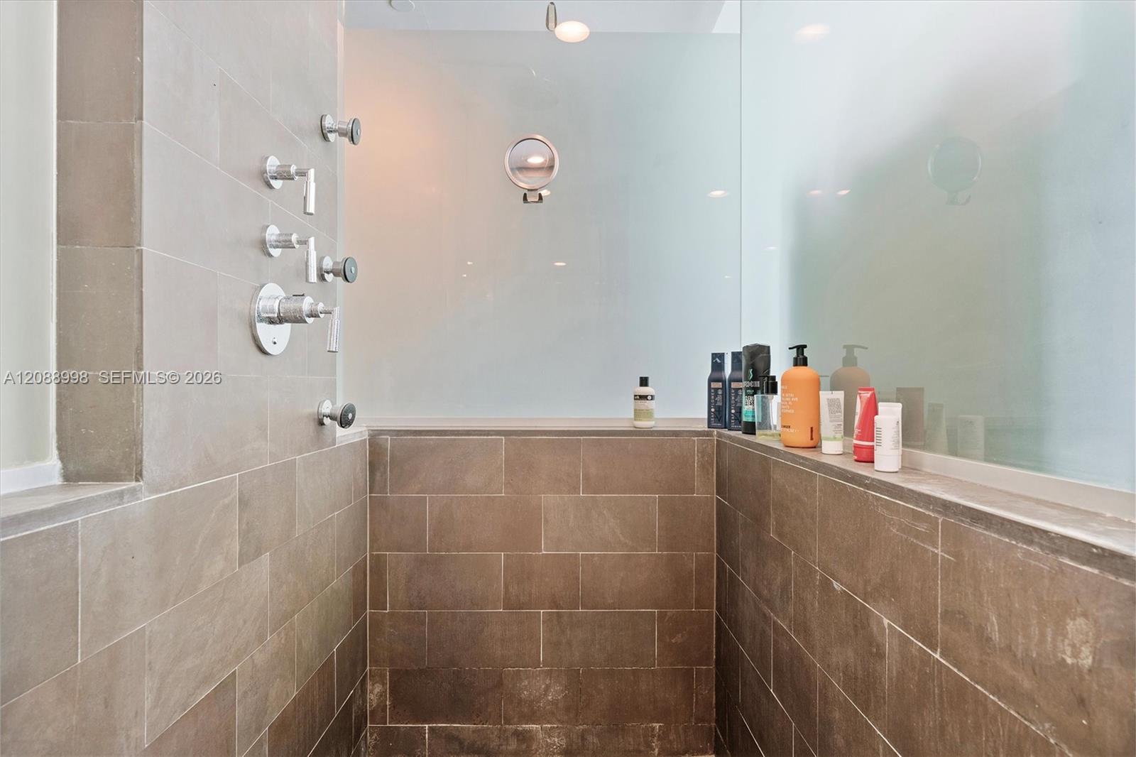 1040 Biscayne Boulevard 3908 Property Photo 14