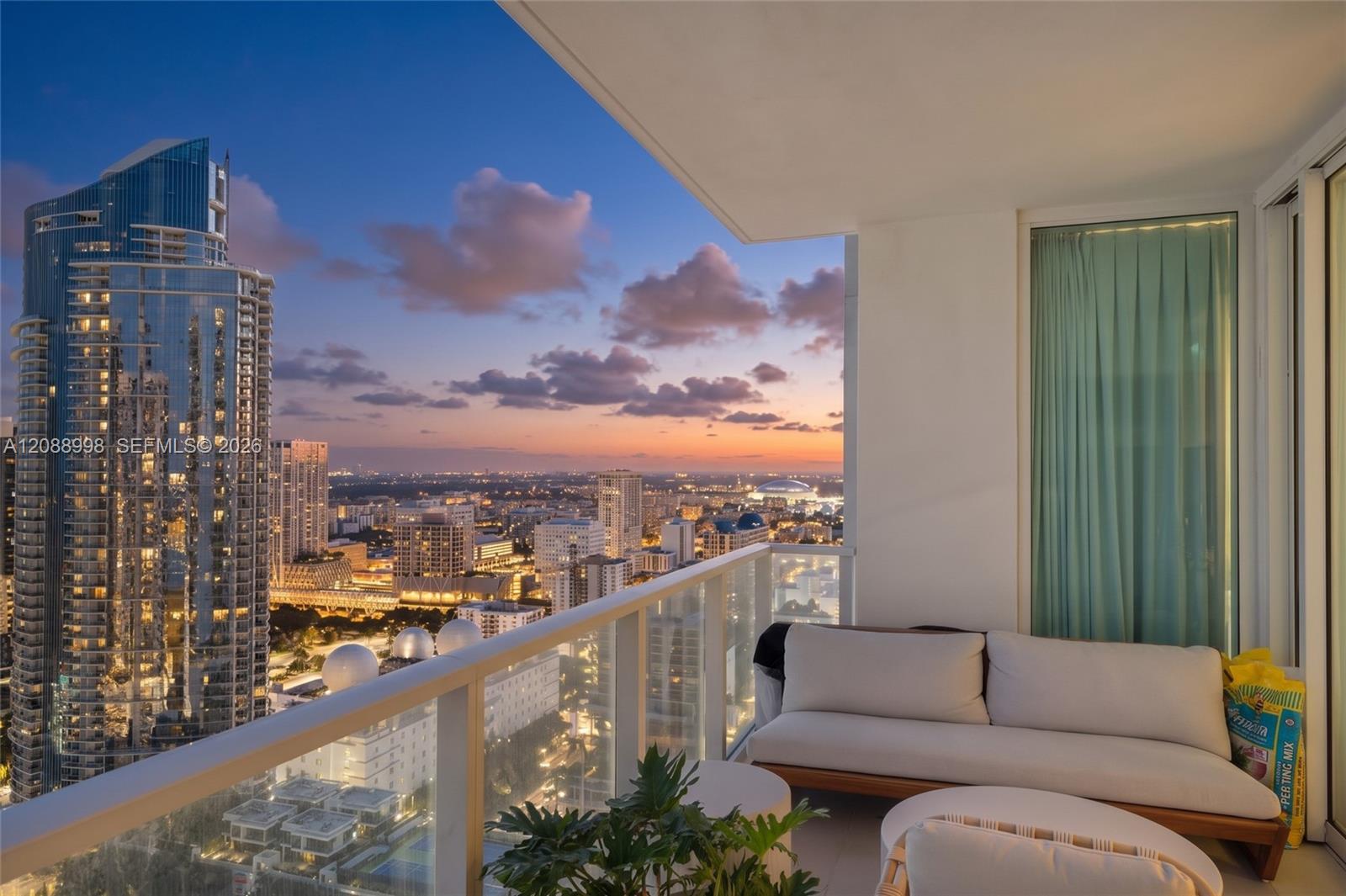 1040 Biscayne Boulevard 3908 Property Photo 17