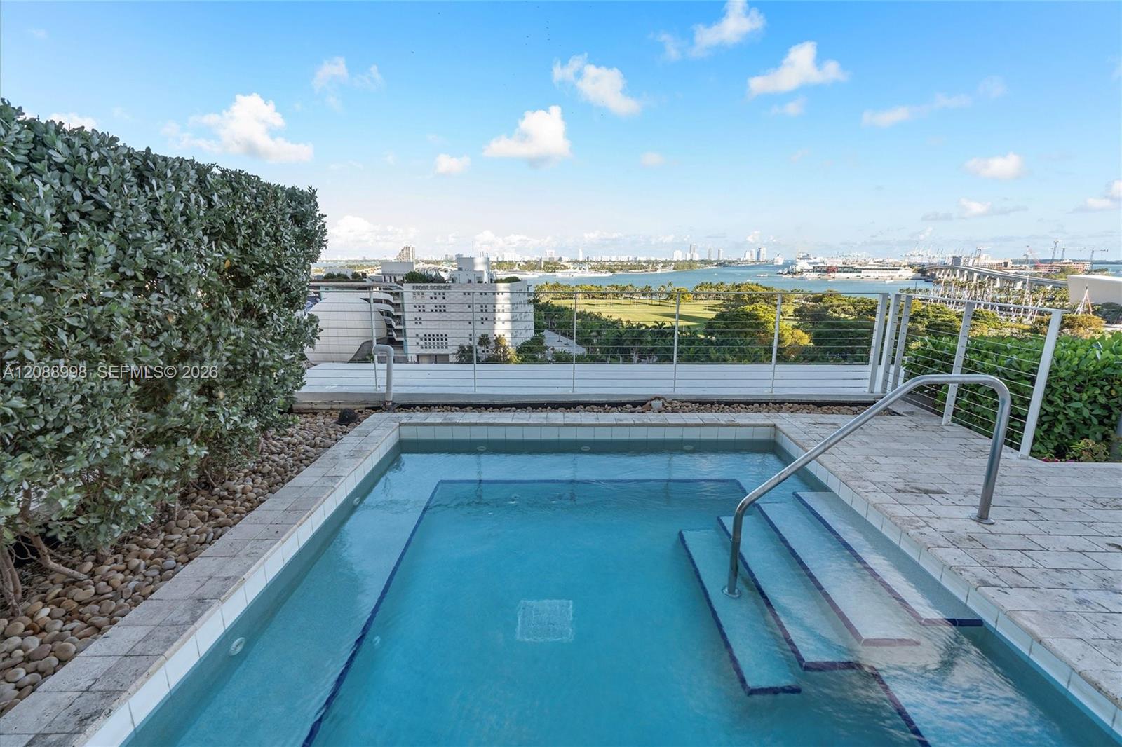 1040 Biscayne Boulevard 3908 Property Photo 20