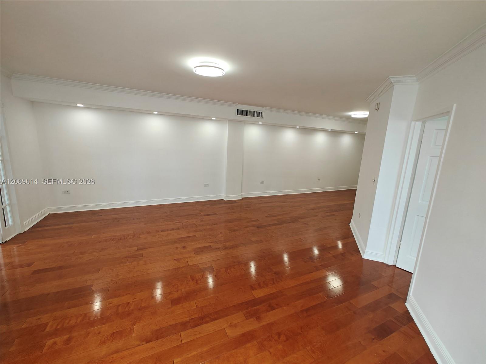 825 Brickell Bay Drive 651 Property Photo 15